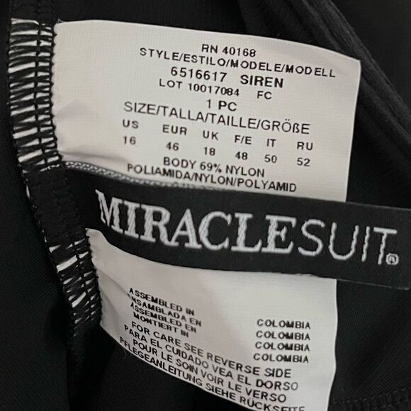 Miraclesuit Razzle Dazzle Twist Front Underwire Swimsuit in Black, Sz 16 NWOT - Picture 8 of 8